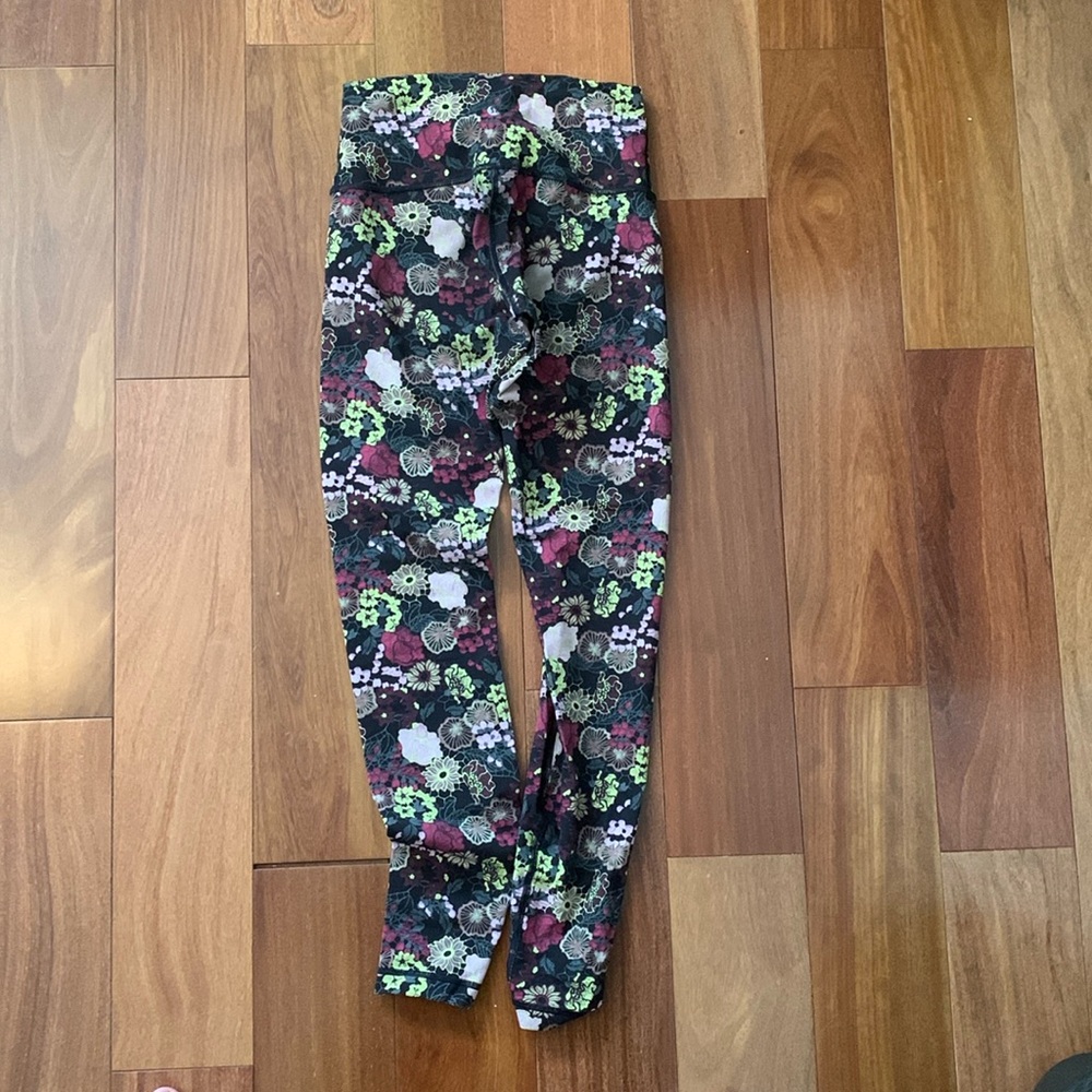 Lululemon capris